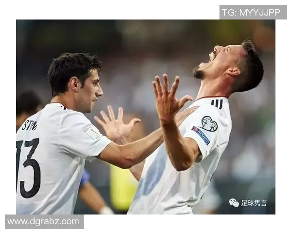 重庆足球队在联合会杯中的耐力展现与战术分析