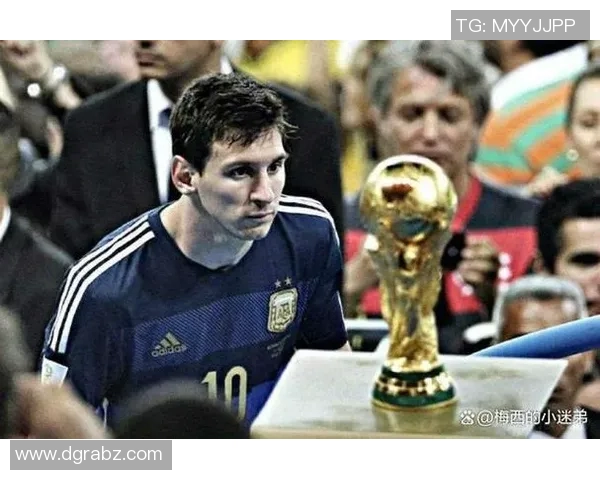 梅西带领阿根廷重夺世界杯荣耀历史性的回归与辉煌时刻