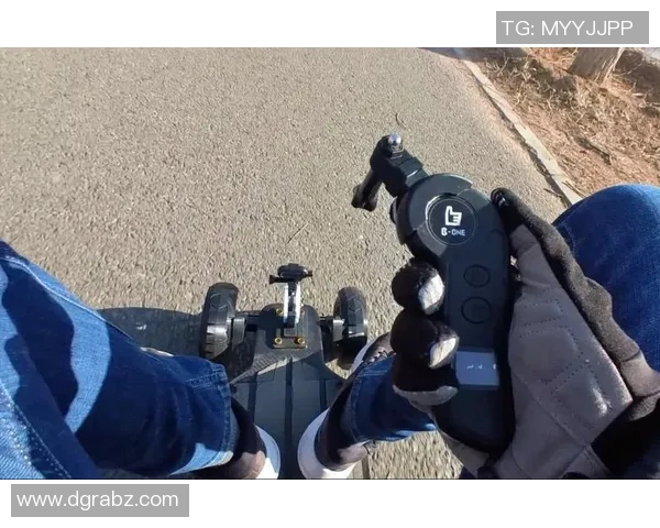 南京滑板队的阵地战体系与滑板战术的创新探索与实践