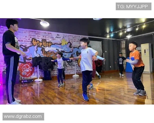 南京街舞队的运营体系与战术解析：打造街舞文化新高地的成功之路